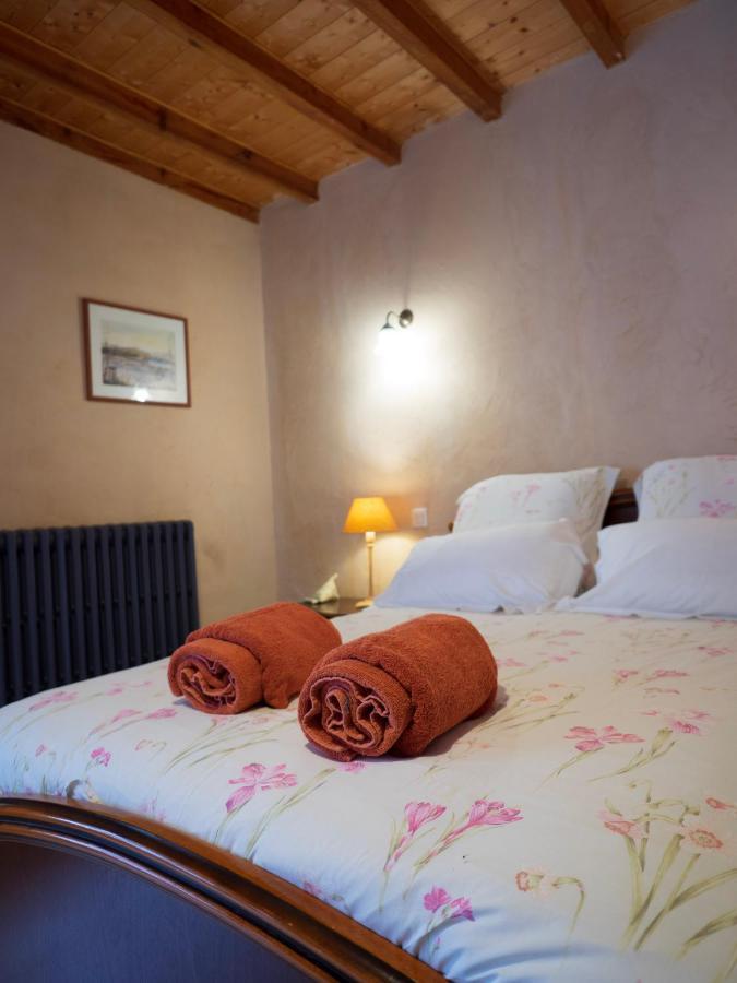 Les Cotes de Corps Au Fil Des Saisons Bed & Breakfast エクステリア 写真