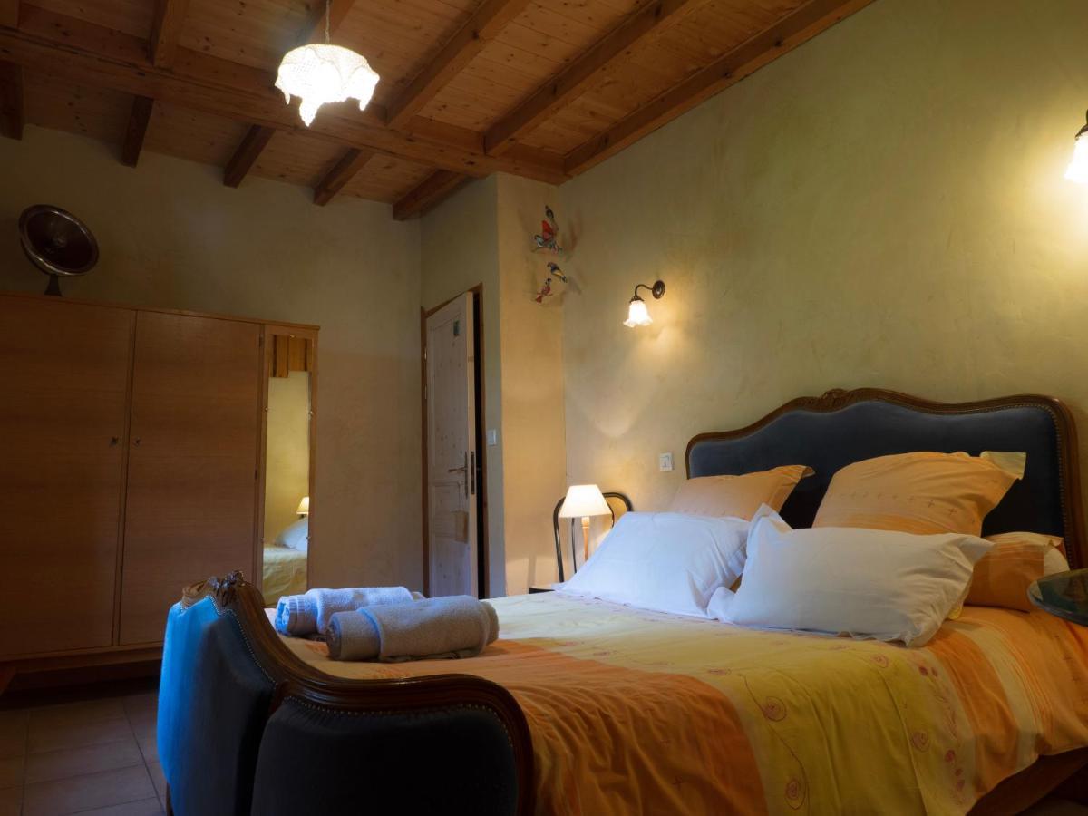 Les Cotes de Corps Au Fil Des Saisons Bed & Breakfast エクステリア 写真